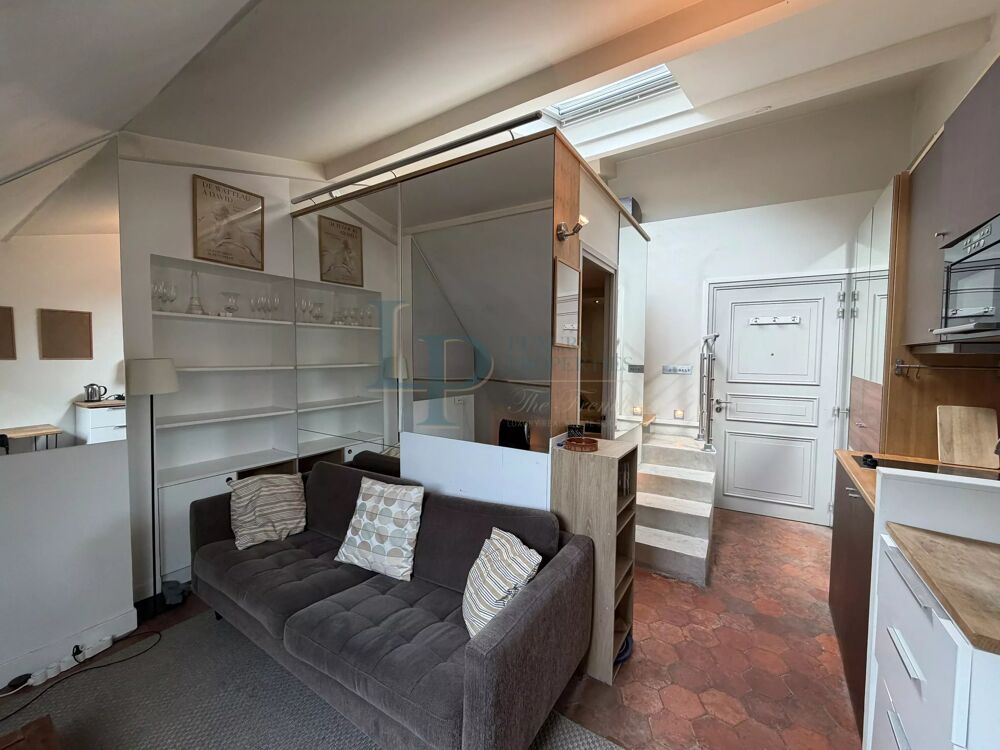 Vente Appartement Exclusivité - Paris VIII - Faubourg Saint-Honoré - Dernier étage Paris 8