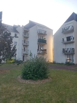  Appartement à louer 2 pièces 53 m²