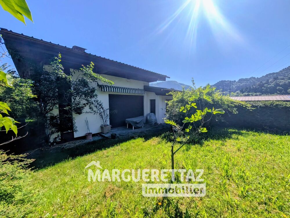 Vente Maison Maison de 115m² avec dépendances et garages - 2400m² terrain - S Saint-jeoire