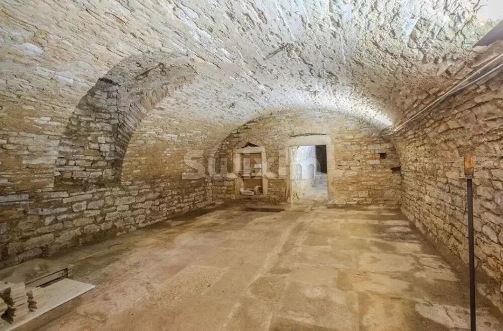 � vendre  Maison Givry (71640)