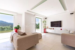  Maison � vendre 8 pi�ces 249 m�