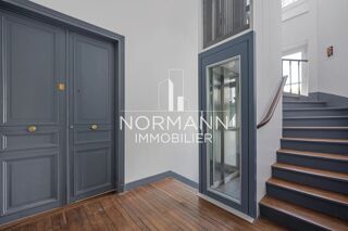  Appartement à vendre 6 pièces 166 m²