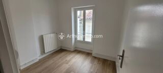  Appartement � louer 3 pi�ces 77 m�