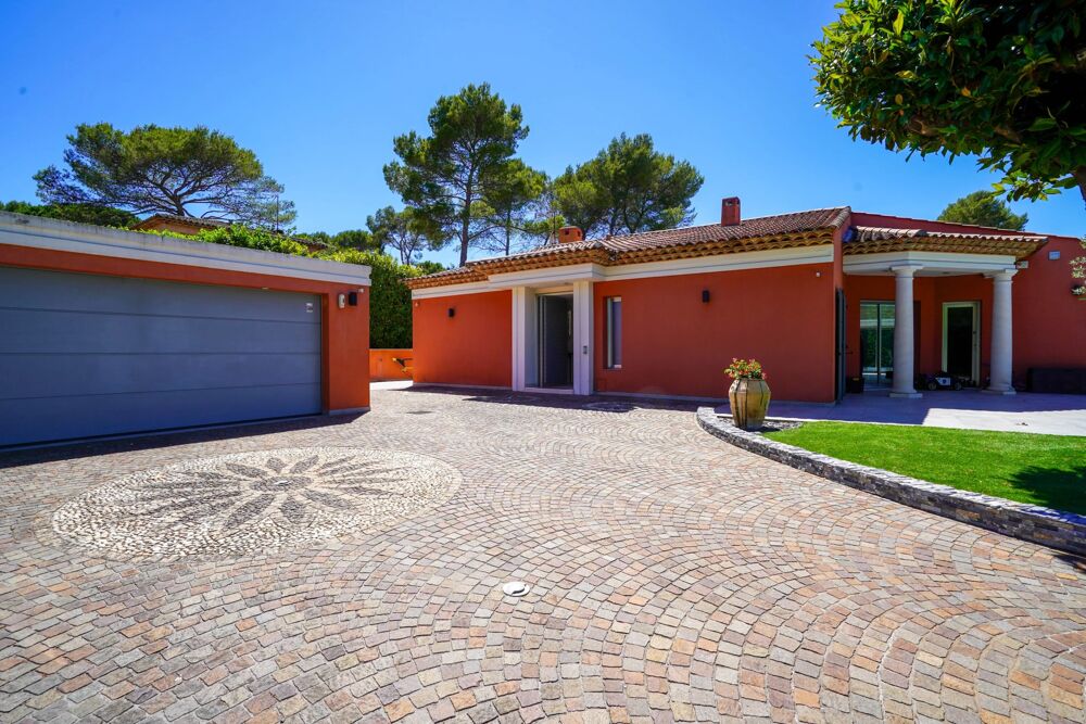 à vendre  Villa Mougins (06250)