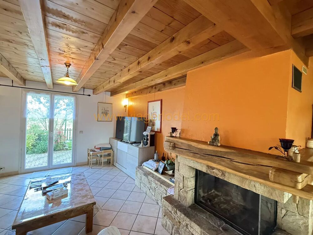 Vente Maison Réf. 10 077 - VENTE AVEC RESERVE DU DROIT D'USAGE ET D'HABITAITO Moye
