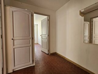  Appartement à louer 4 pièces 90 m²