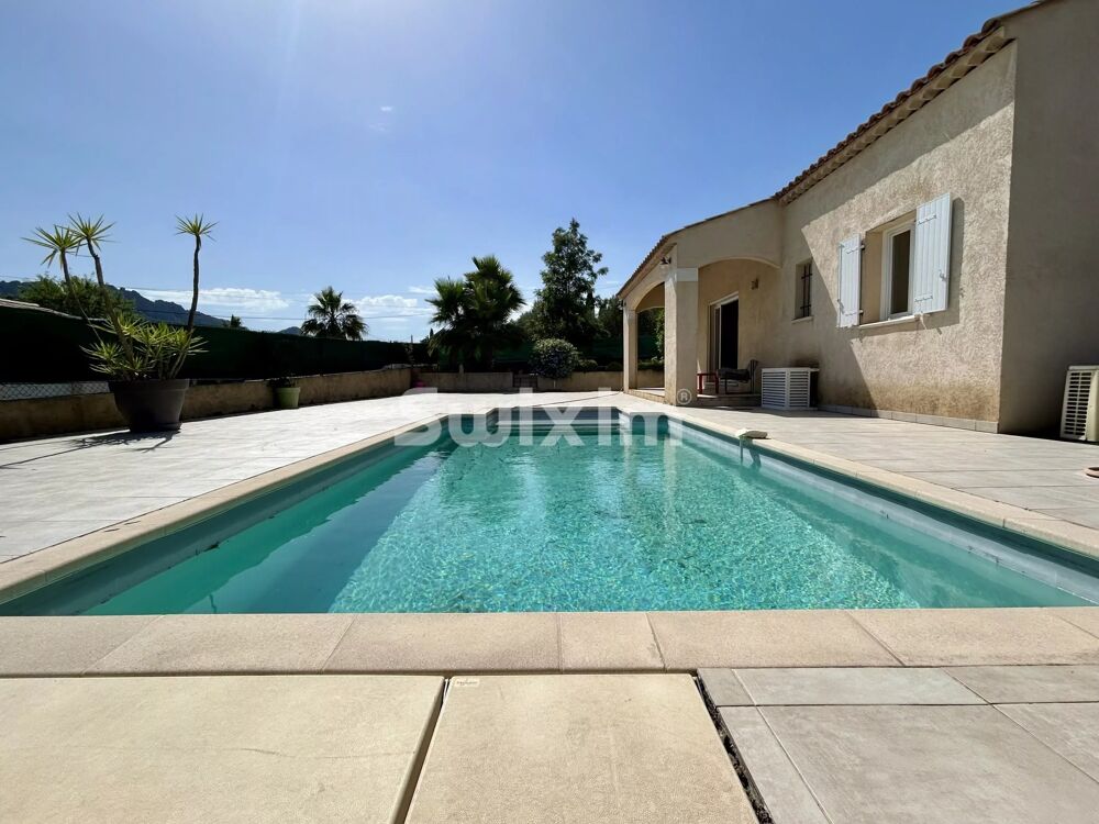 Vente Maison Villa 4 pièces avec piscine face au Rocher de Roquebrune Roquebrune-sur-argens