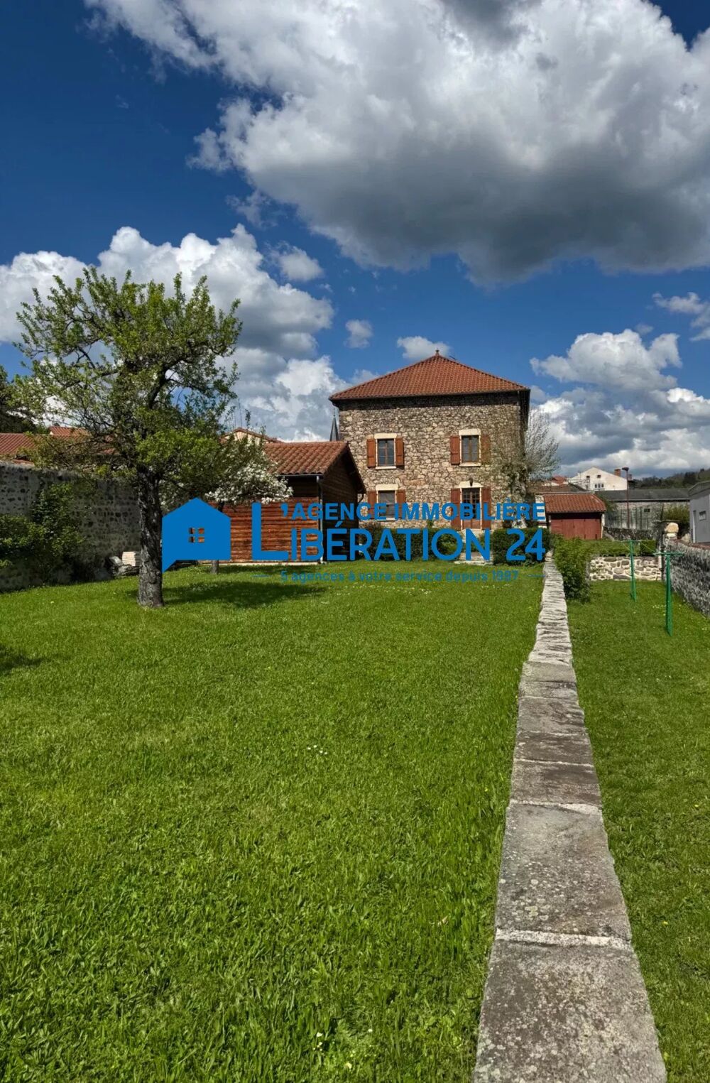 Vente Maison Maison de maître 356 m² Terrain 904 m² Rosières