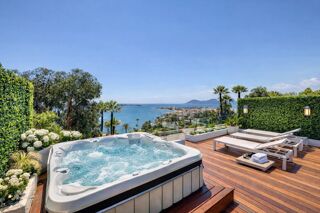  Appartement � vendre 4 pi�ces 150 m�