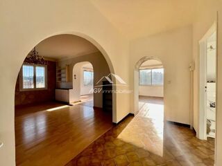  Maison � vendre 9 pi�ces 203 m�