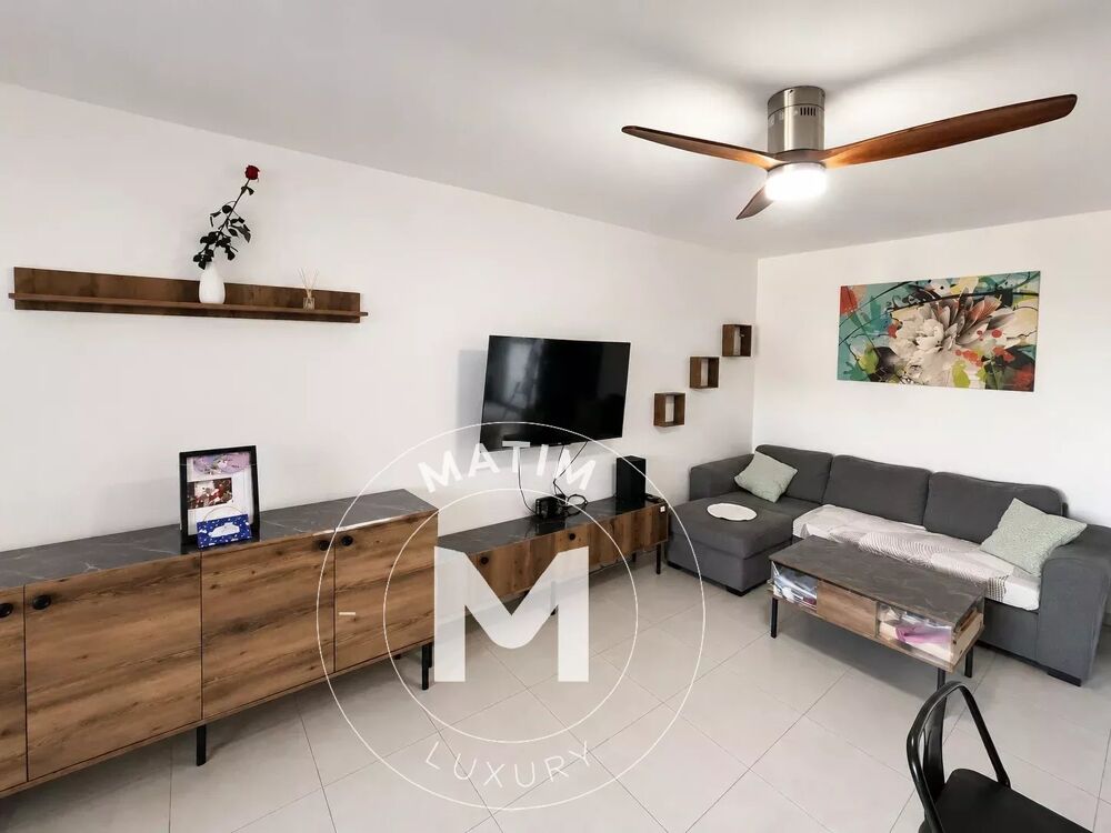 Appartement T3 de 70m2 avec terrasse - Résidence sécurisée à Sar