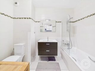  Appartement à louer 1 pièce 28 m²