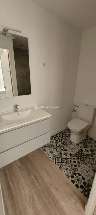  Immeuble � vendre 8 pi�ces 180 m�