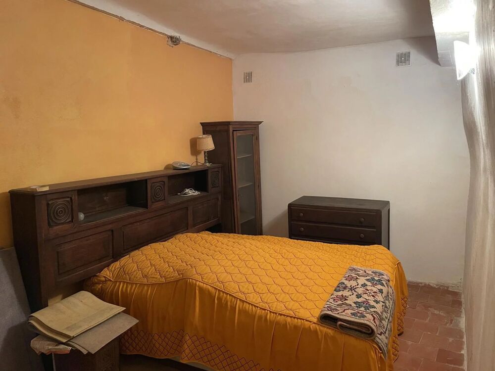 EXCLUSIVITÉ - ENTRECASTEAUX - MAISON DE VILLAGE DE 126 M²