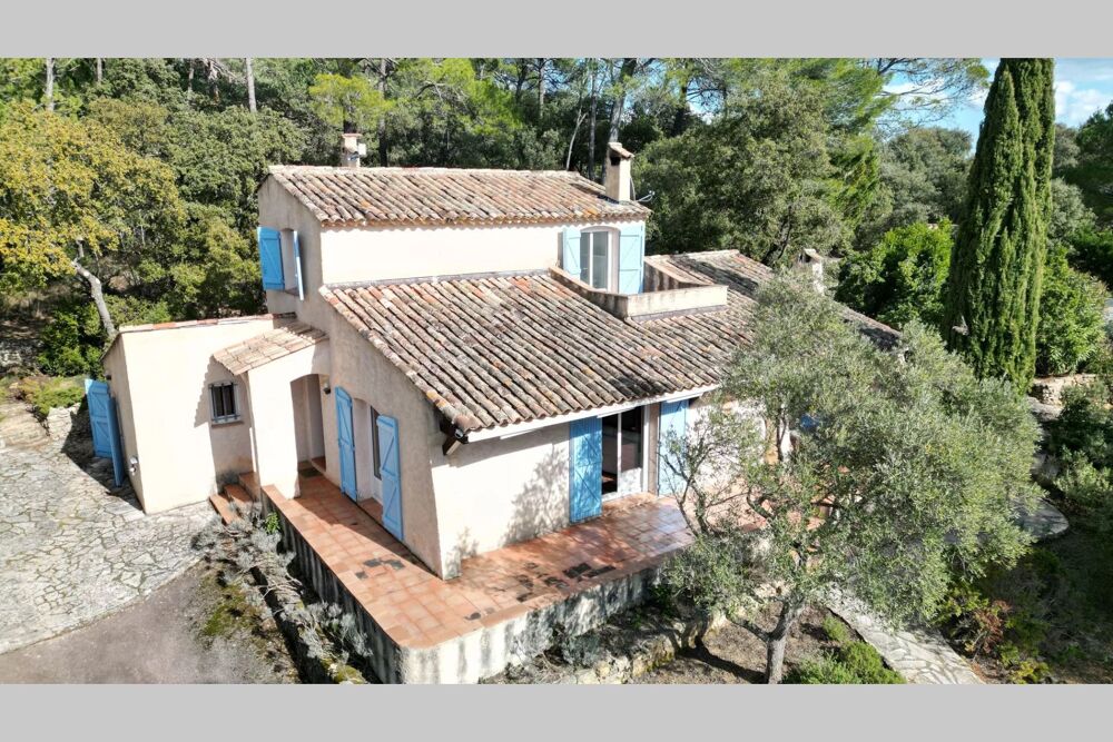 Belle villa de 3 chambres avec piscine, à pied du centre du vill