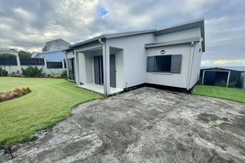   Maison � 3 chambres � Ste-Rose� 210 000 euros HAI Maison - 4 pi�ce(s) - 67 m�