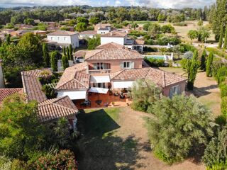  Maison à vendre 8 pièces 205 m²