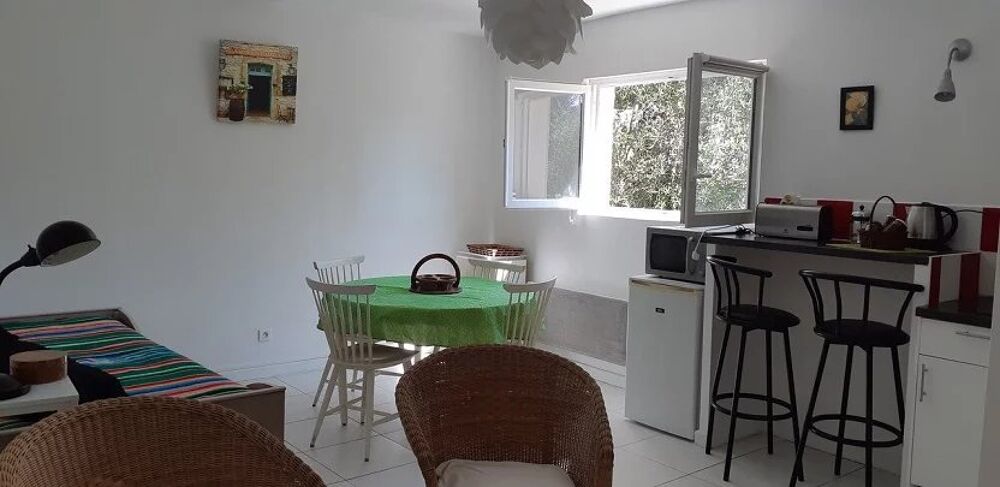 Location Appartement Deux pièces de 55m² avec parking, terrasse et jardin Nice