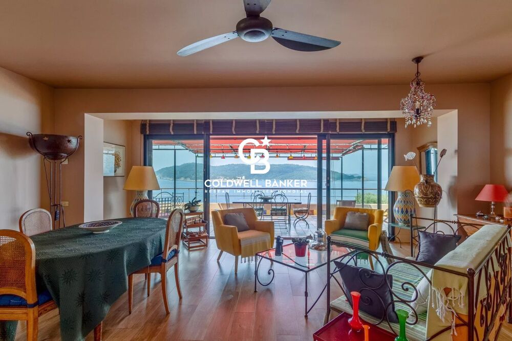 Vente Maison Une villa confidentielle sur un site d'exception, pour vivre une Ile du levant