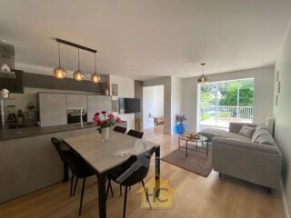  Appartement  vendre 4 pices 83 m