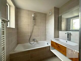  Appartement � vendre 4 pi�ces 135 m�