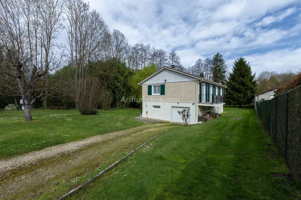 Maison sur sous sol complet - Vignieu
