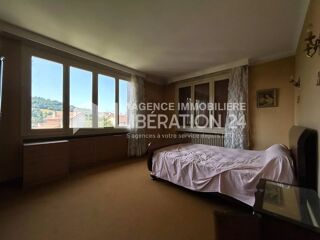  Maison  vendre 10 pices 210 m