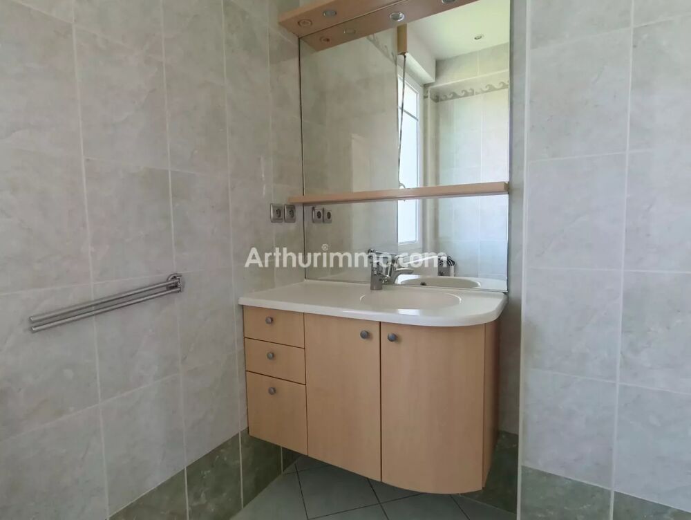 Appartement a louer  - 5 pièce(s) - 100 m2 - Surfyn