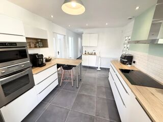  Maison � vendre 8 pi�ces 162 m�