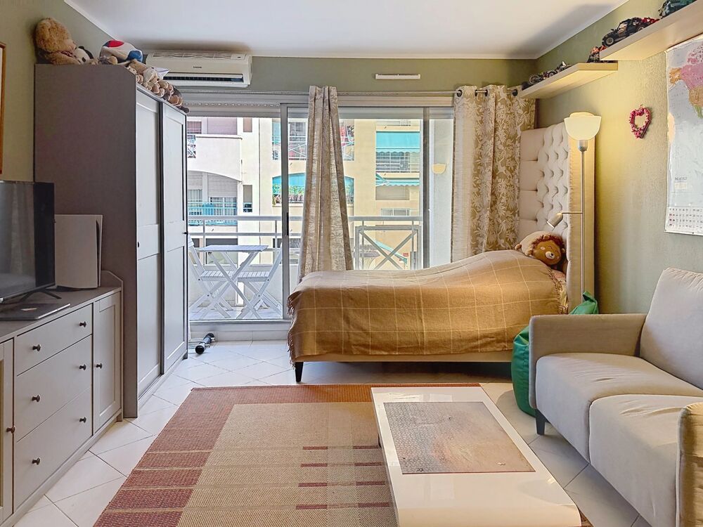 à vendre  Appartement Antibes (06600)