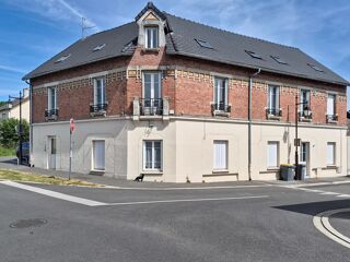  Immeuble à vendre 15 + pièces 358 m²