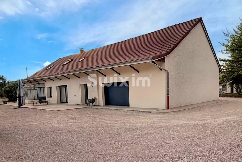 Maison 6 pièces 235 m² · à Le Deschaux · 235 m² · 395 000 €