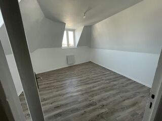  Appartement à louer 3 pièces 55 m²