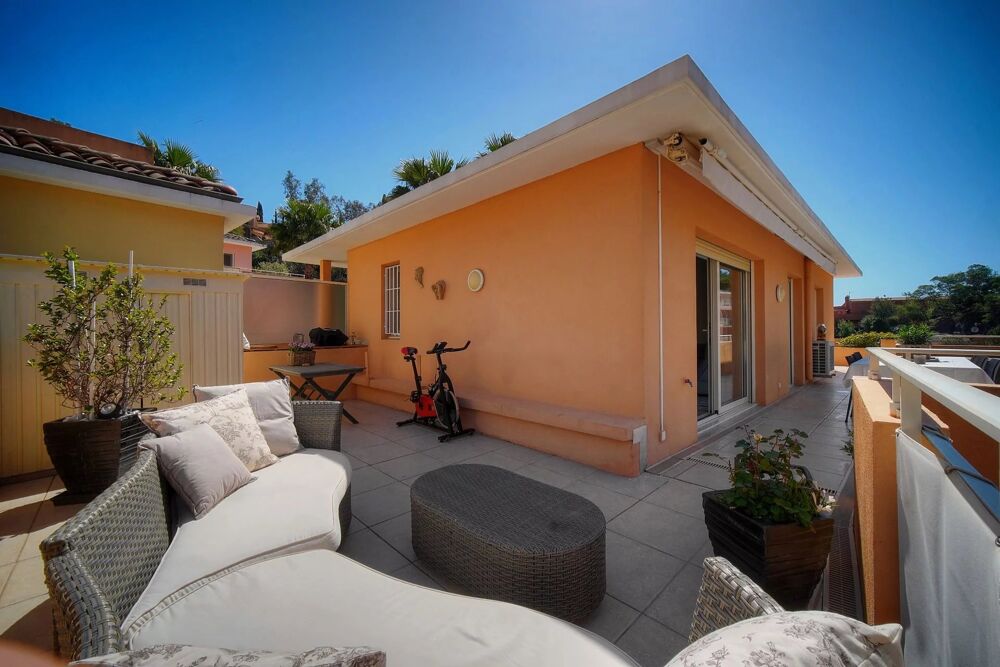 Théoule sur Mer - Penthouse avec terrasse exceptionnelle et vue