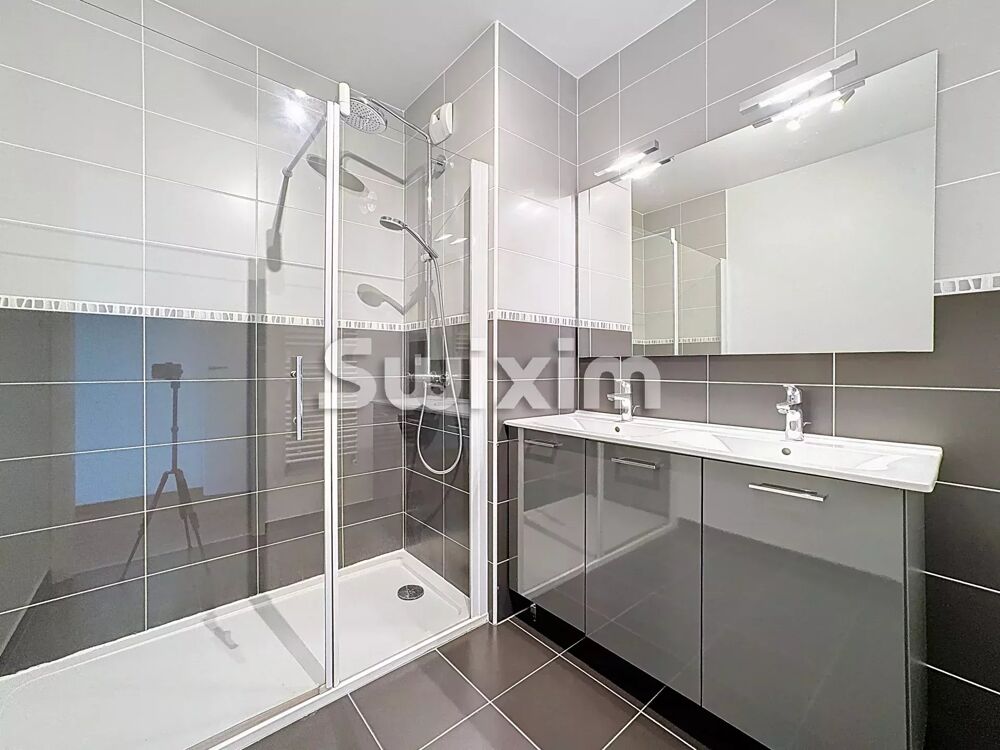 � vendre  Appartement Pr�vessin-Mo�ns (01280)