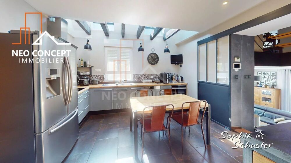 Maison climatisée rénovée avec goût  Confort, espace et luminos