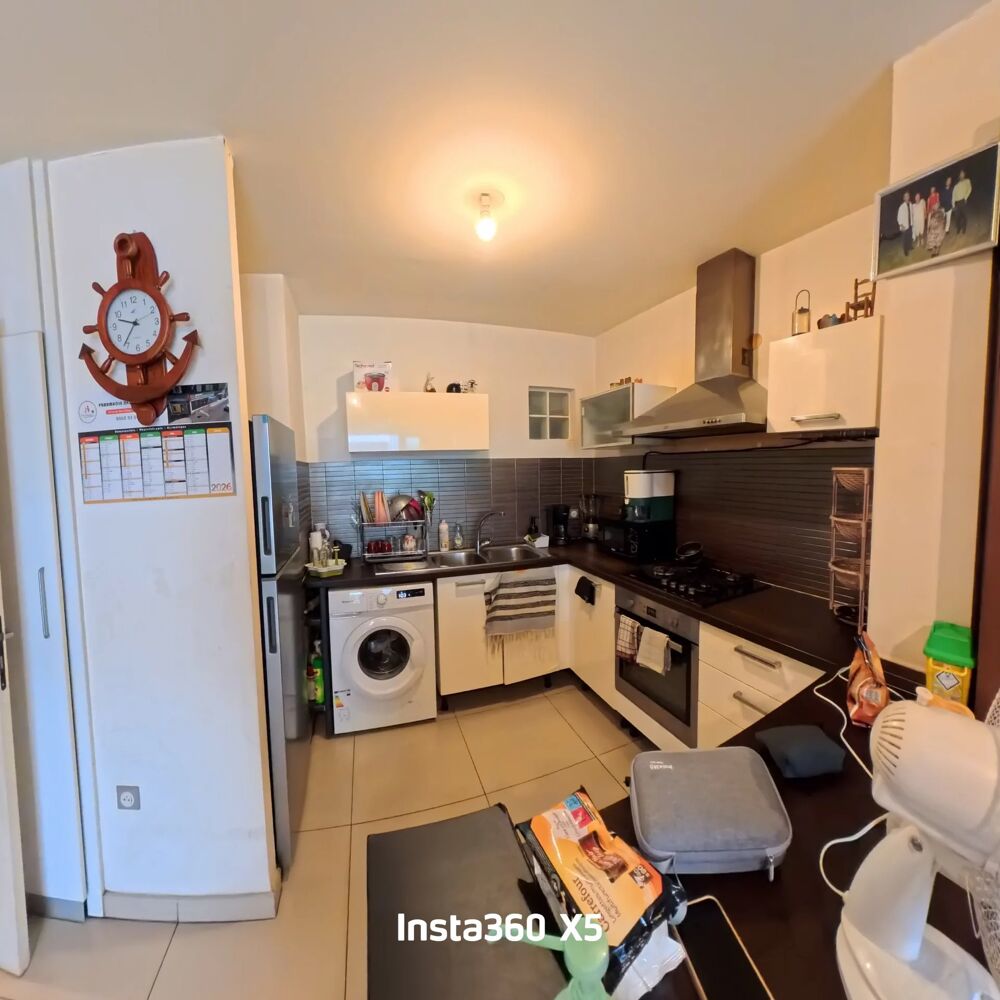 APPARTEMENT T2 À VENDRE  SAINT-PIERRE CENTRE-VILLE (97410)