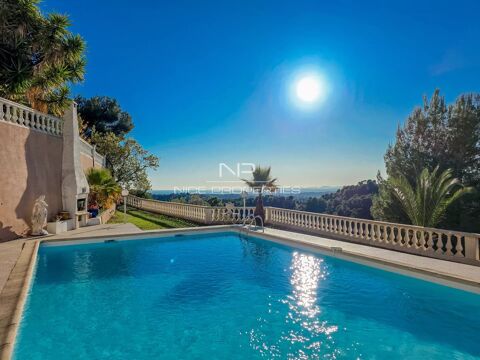   Aspremont, sublime maison 7 pi�ces de 260 m� au calme avec pisci Maison - 7 pi�ce(s) - 256 m�