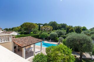  Villa à vendre 8 pièces 200 m²