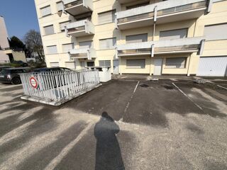  Parking / Garage à vendre 