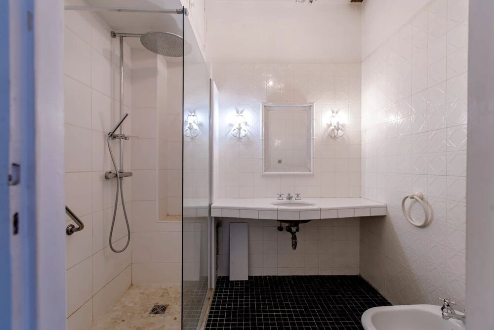 à vendre  Appartement Nice (06100)