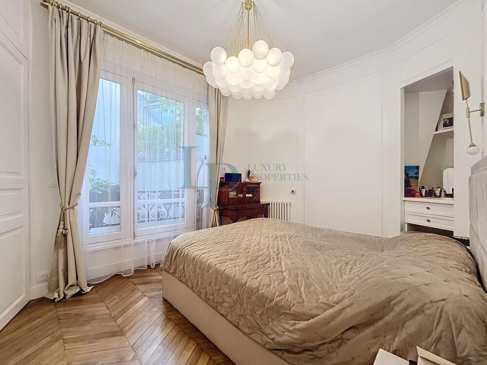 � vendre  Appartement Paris 8