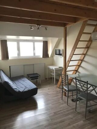 Appartement à louer 1 pièce 27 m²