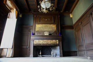  Propri�t�/ch�teau � vendre 2000 m�