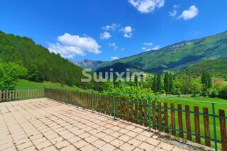  Maison � vendre 15 + pi�ces 392 m�