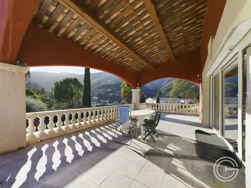 Maison en copropriété - Quartier du Crouzelier - Contes