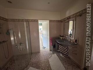  Maison � vendre 10 pi�ces 251 m�