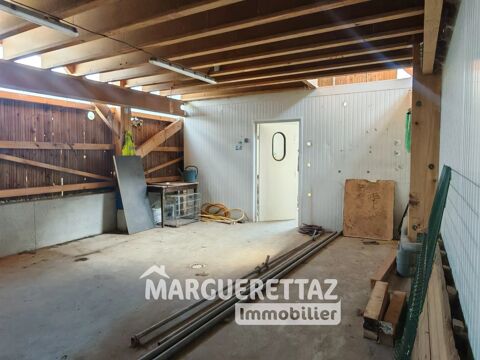  Ferme savoyarde à vendre à la Rivière Enverse 