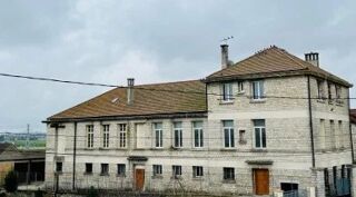  Immeuble � vendre 15 + pi�ces 400 m�