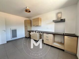  Appartement � vendre 4 pi�ces 84 m�